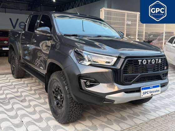 TOYOTA HILUX 2.8 SRV 4X4 CD 16V DIESEL 4P AUTOMÁTICO